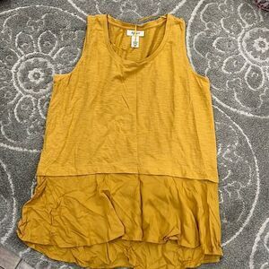 Style & Co. Sleeveless Tanktop - Size M
